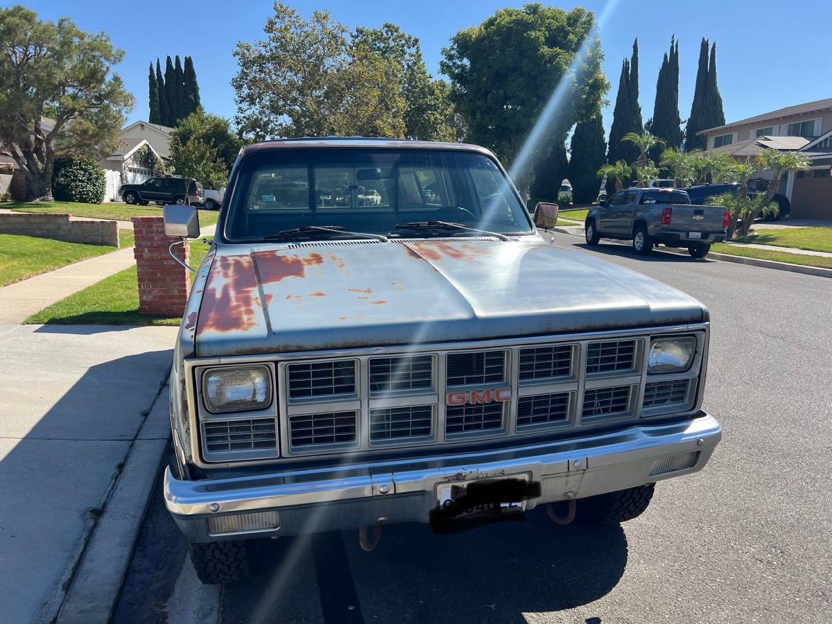 Gmc-Sierra-1982-blue-7