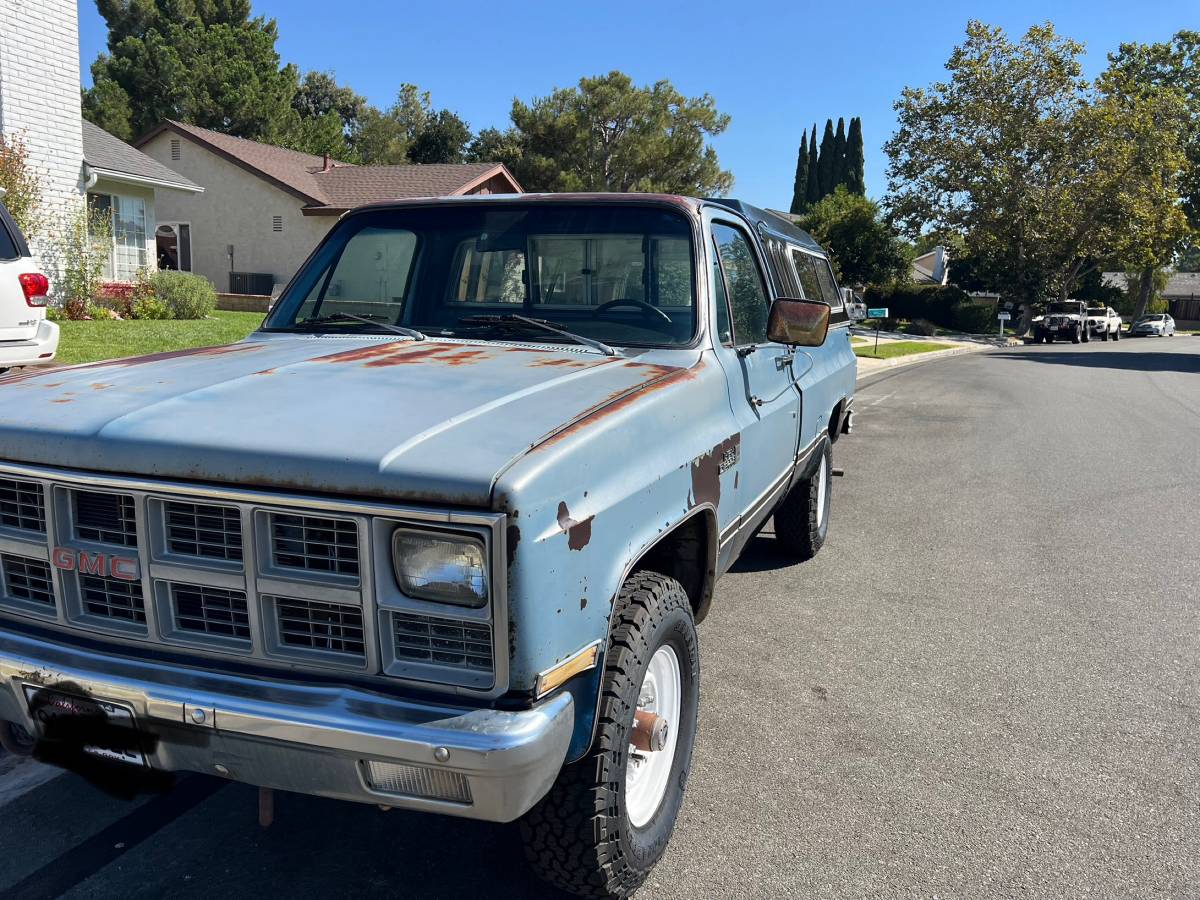 Gmc-Sierra-1982-blue-8