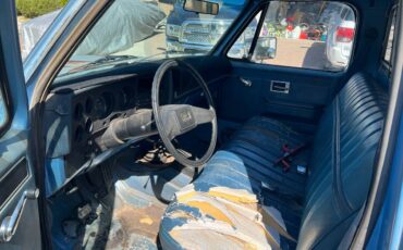 Gmc-Sierra-1982-blue-9