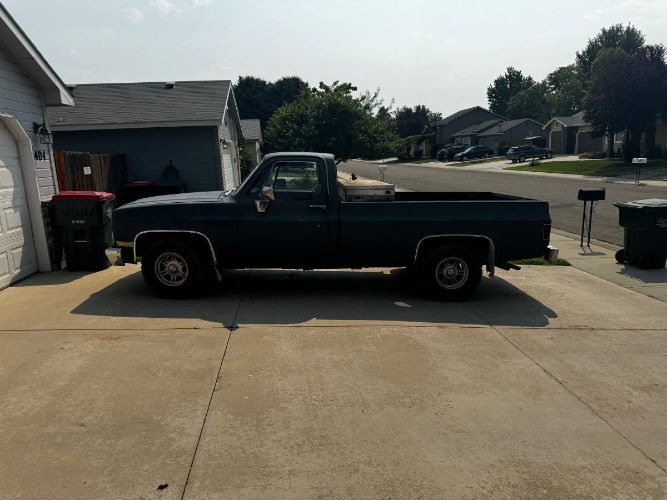 Gmc-Sierra-1984-Black-10