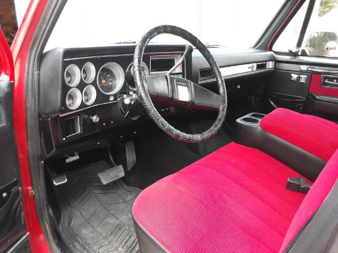 Gmc-Sierra-1984-Red-1