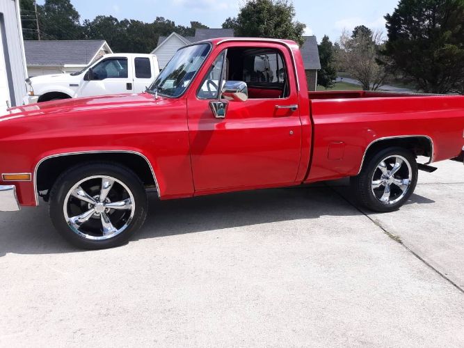 Gmc-Sierra-1984-Red-4