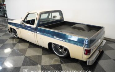 Gmc-Sierra-1985-Doeskin-Tan-Galleon-Blue-10