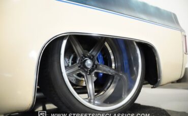 Gmc-Sierra-1985-Doeskin-Tan-Galleon-Blue-11