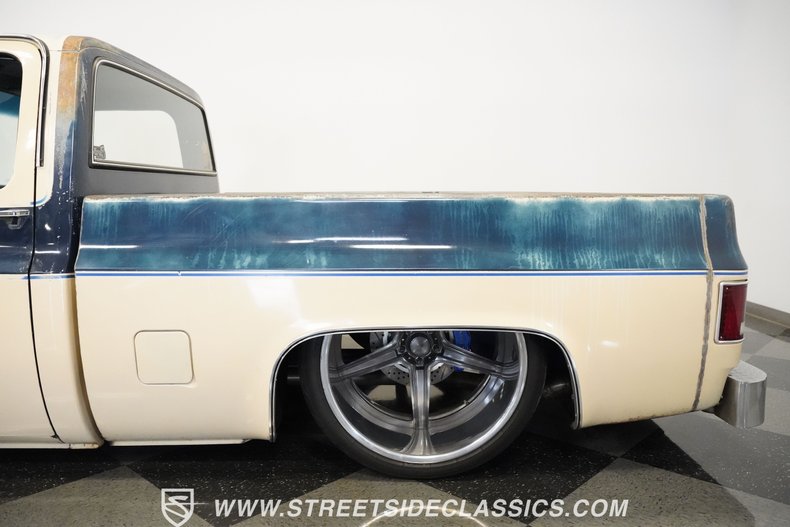 Gmc-Sierra-1985-Doeskin-Tan-Galleon-Blue-12