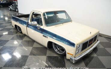 Gmc-Sierra-1985-Doeskin-Tan-Galleon-Blue-29