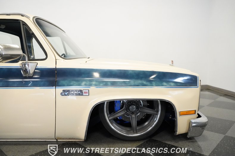 Gmc-Sierra-1985-Doeskin-Tan-Galleon-Blue-31