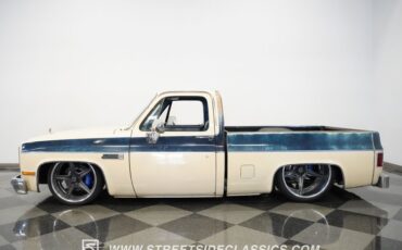 Gmc-Sierra-1985-Doeskin-Tan-Galleon-Blue