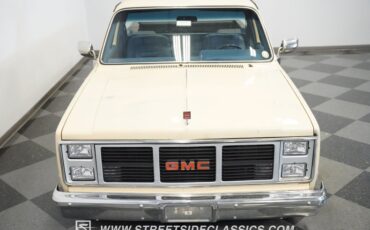 Gmc-Sierra-1985-Doeskin-Tan-Galleon-Blue-4
