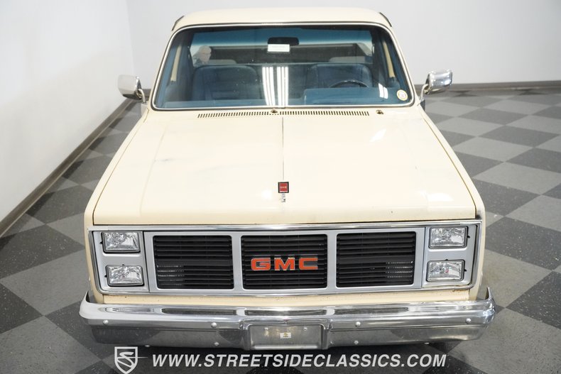 Gmc-Sierra-1985-Doeskin-Tan-Galleon-Blue-4