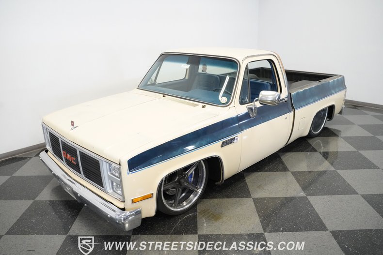Gmc-Sierra-1985-Doeskin-Tan-Galleon-Blue-5