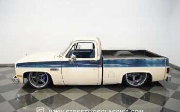 Gmc-Sierra-1985-Doeskin-Tan-Galleon-Blue-8