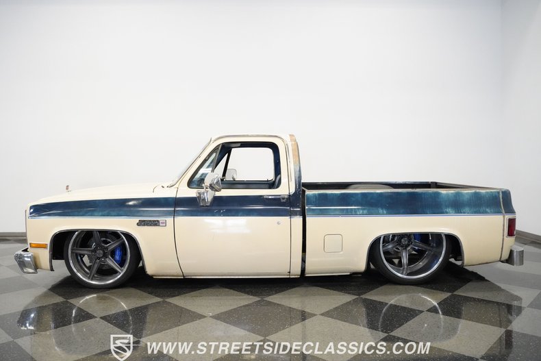Gmc-Sierra-1985-Doeskin-Tan-Galleon-Blue