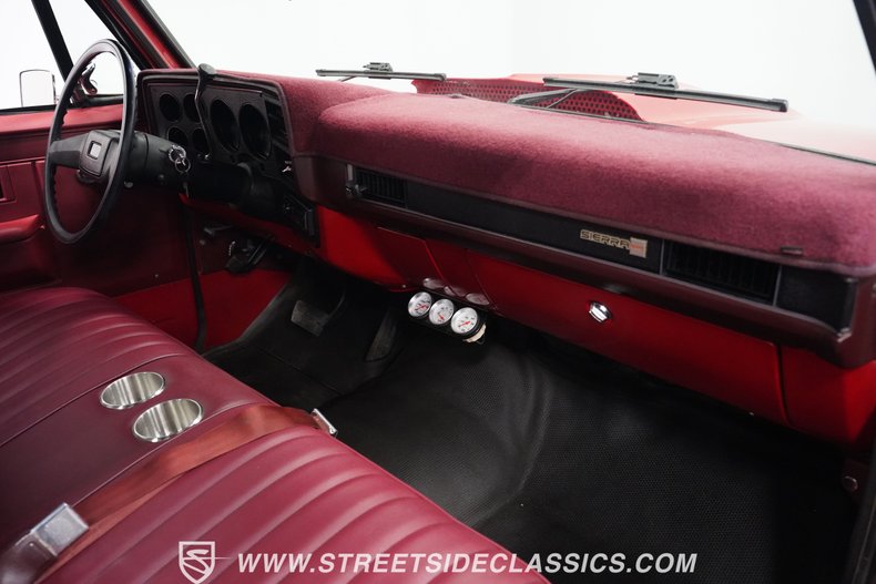 Gmc-Sierra-1986-Apple-Red-Burgundy-18