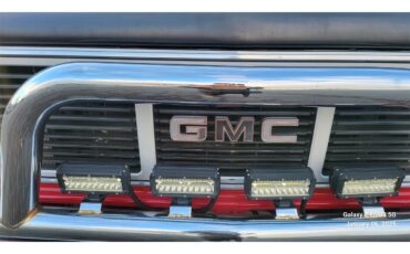 Gmc-Sierra-1986-Red-Black-amp-Red-11