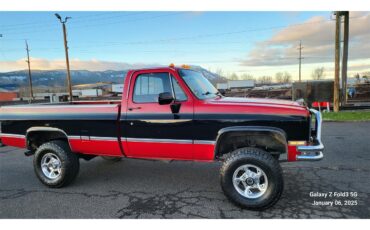 Gmc-Sierra-1986-Red-Black-amp-Red-14