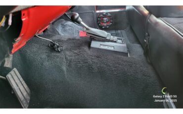 Gmc-Sierra-1986-Red-Black-amp-Red-36