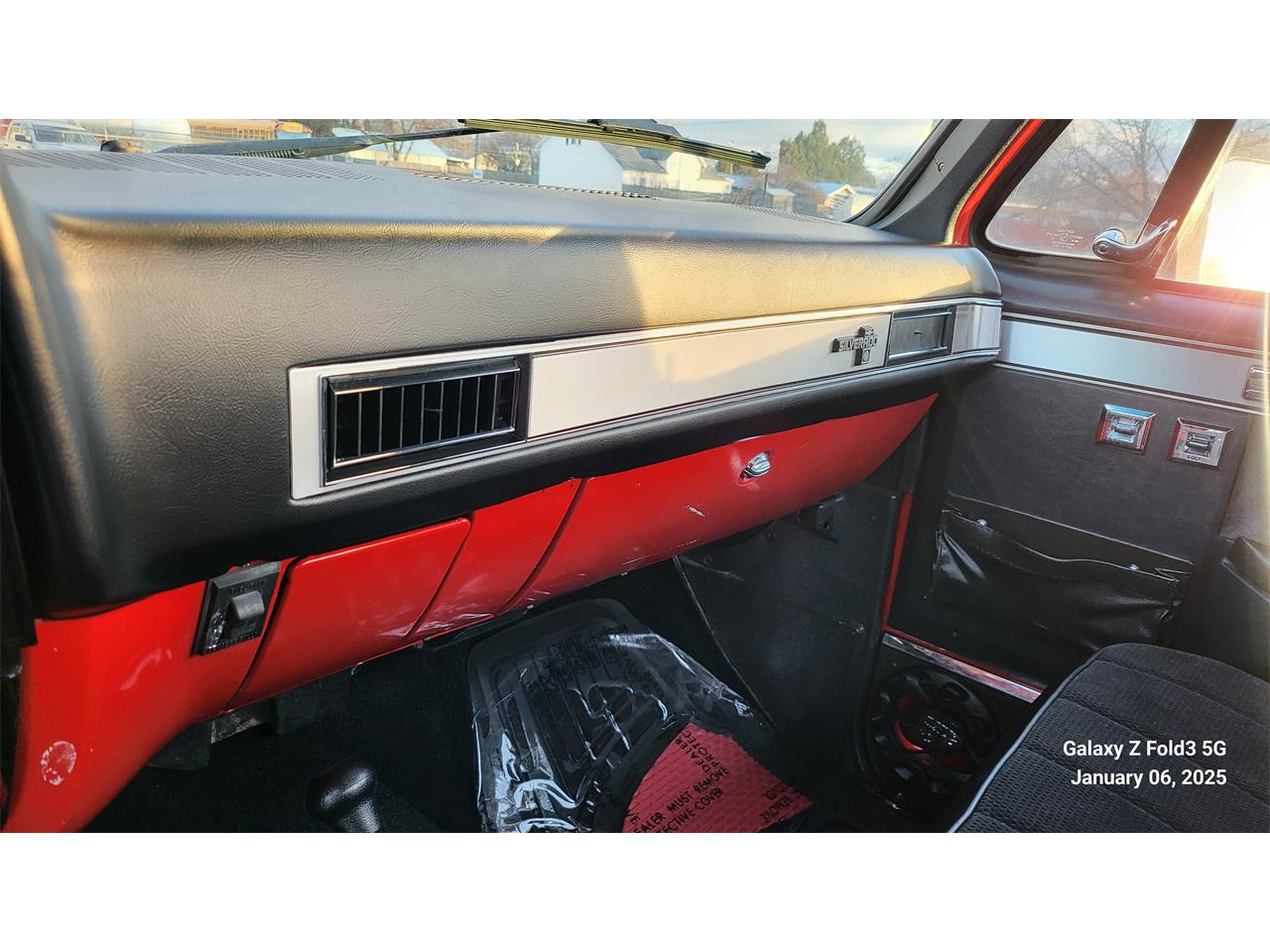 Gmc-Sierra-1986-Red-Black-amp-Red-38
