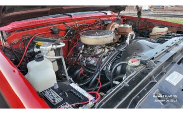 Gmc-Sierra-1986-Red-Black-amp-Red-43