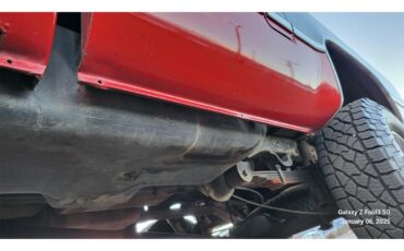 Gmc-Sierra-1986-Red-Black-amp-Red-49