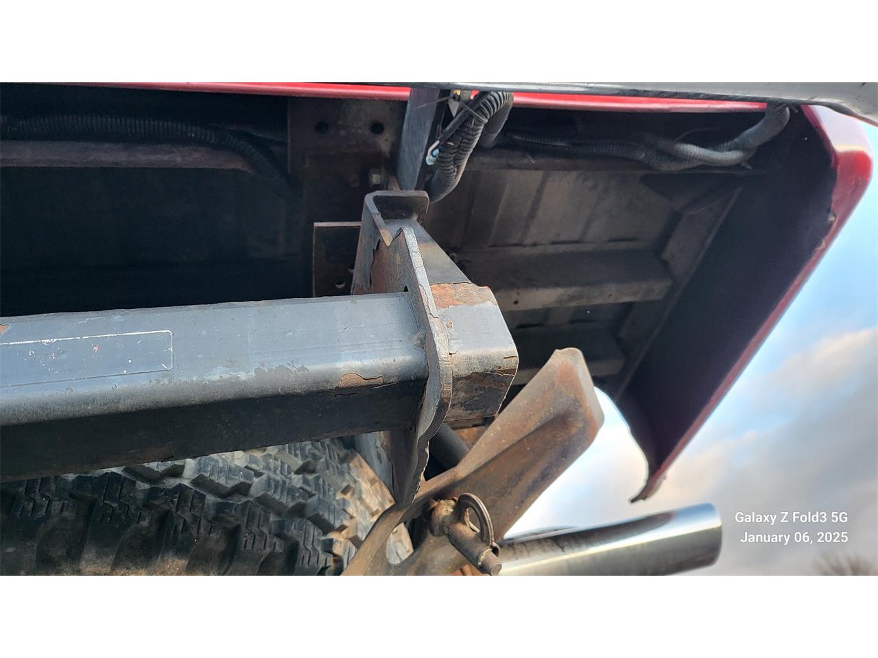 Gmc-Sierra-1986-Red-Black-amp-Red-51
