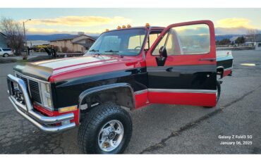 Gmc-Sierra-1986-Red-Black-amp-Red-6