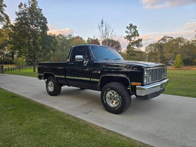 Gmc-Sierra-1987-3