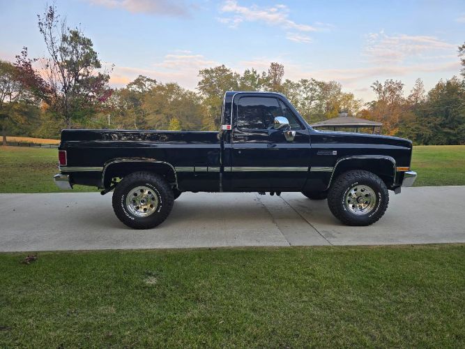 Gmc-Sierra-1987-6