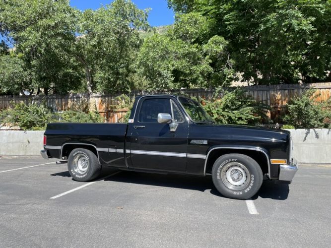 Gmc-Sierra-1987-Black-2