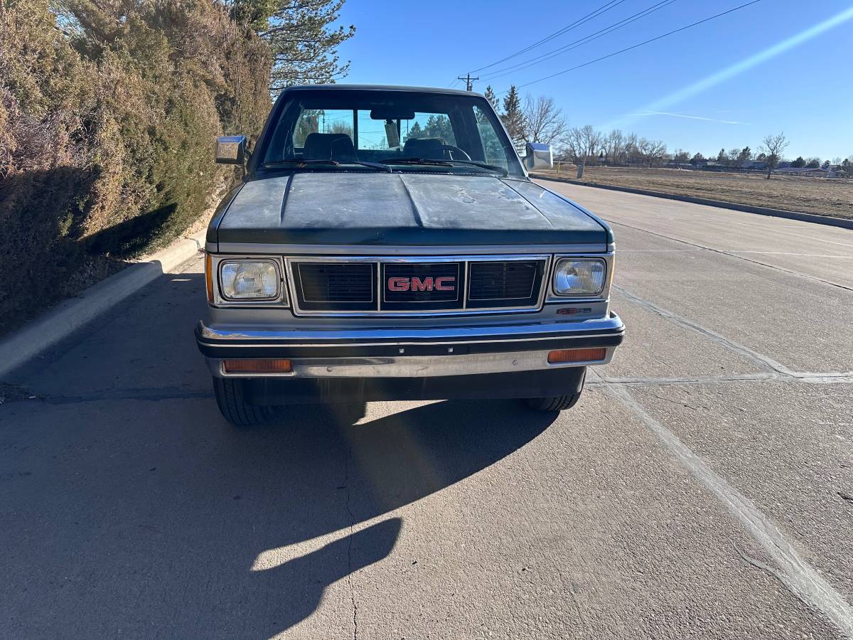 Gmc-Sierra-1989-green-5