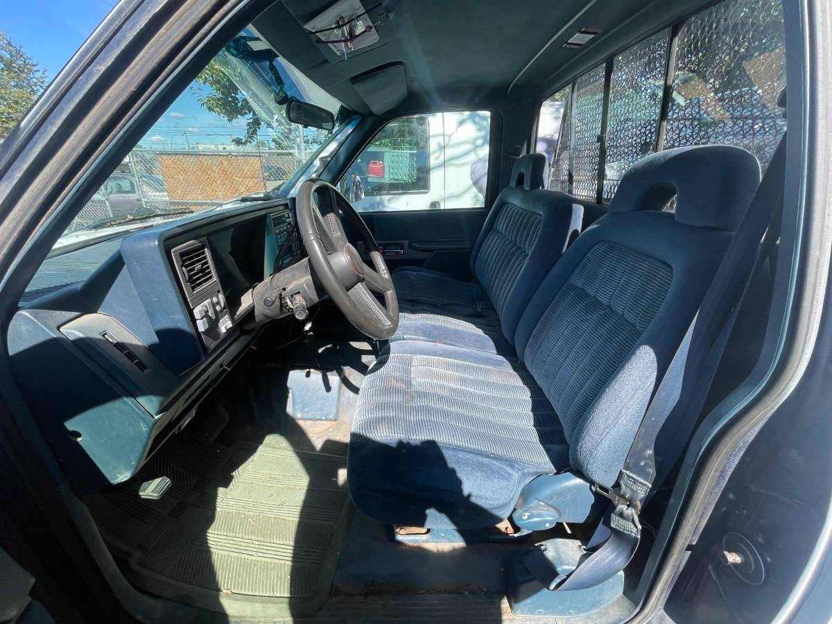 Gmc-Sierra-1994-white-4