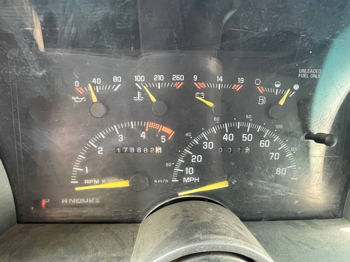 Gmc-Sierra-1994-white-6