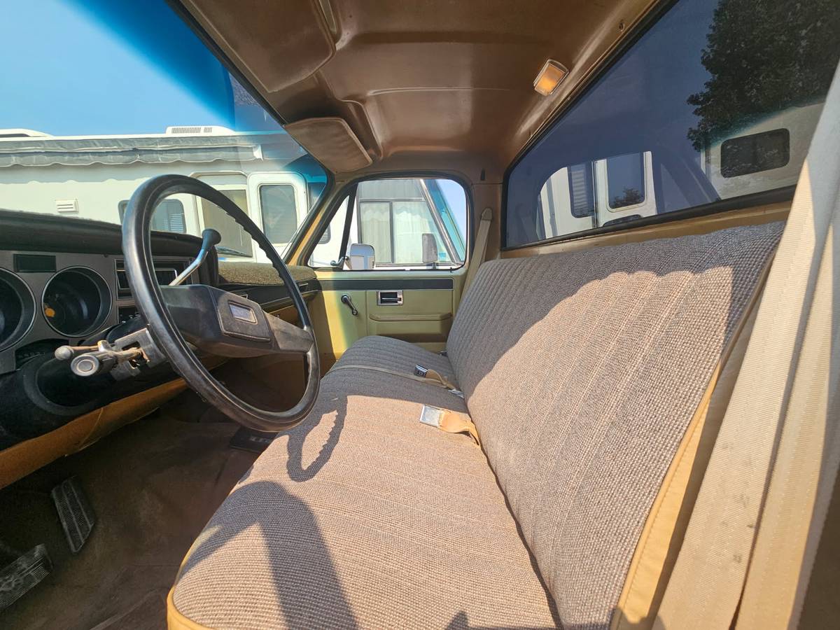 Gmc-Sierra-2500-1986-10