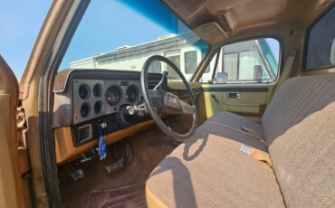 Gmc-Sierra-2500-1986-11