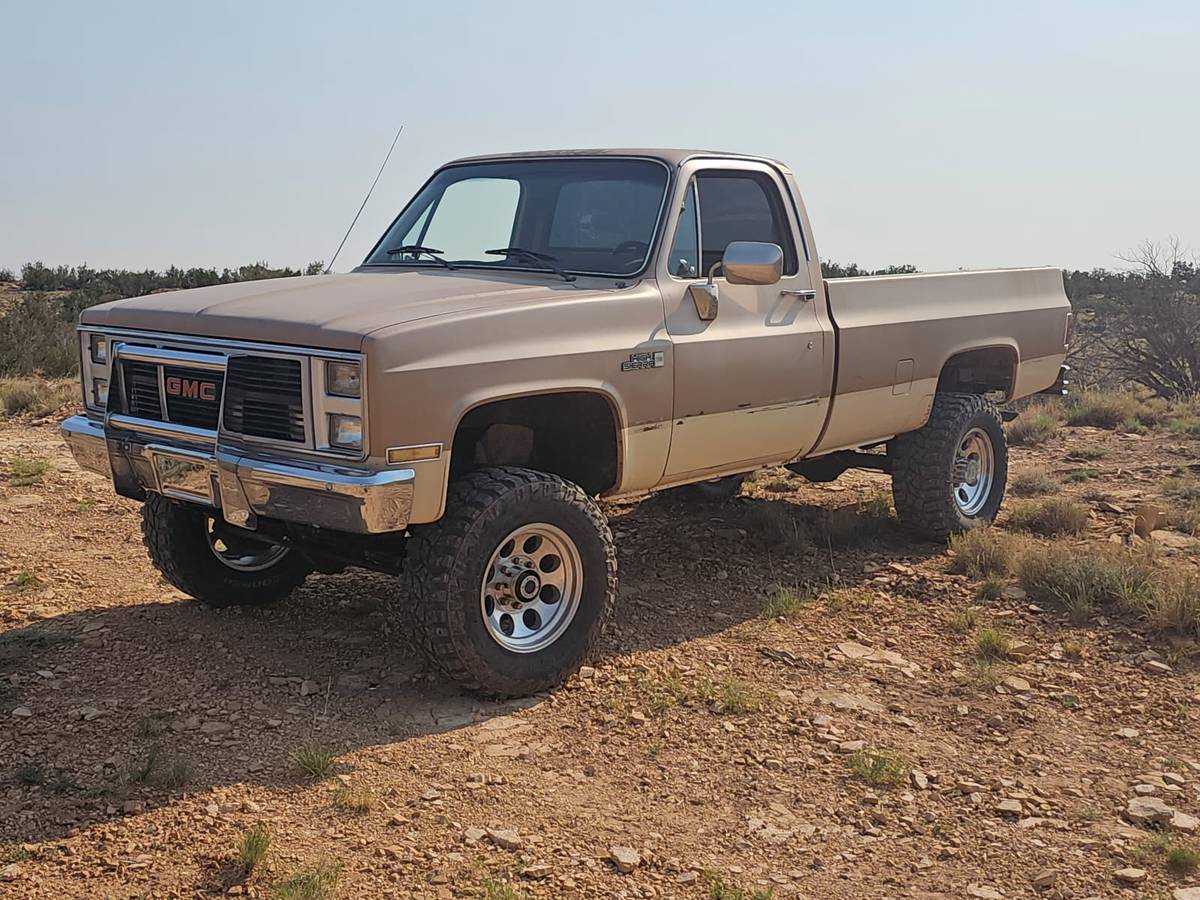 Gmc-Sierra-2500-1986-4