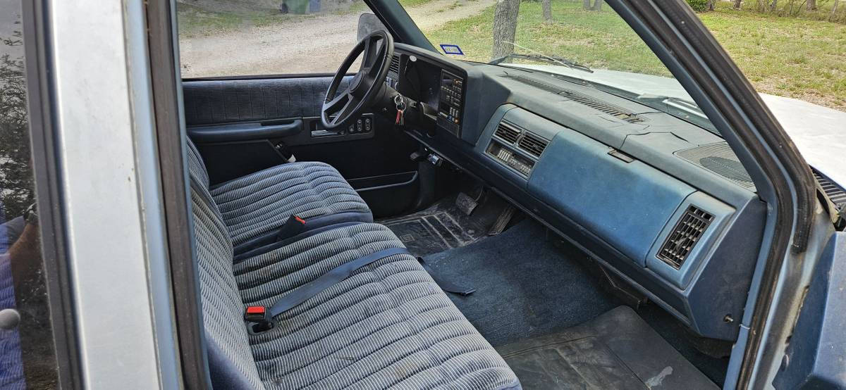 Gmc-Sierra-2500-1991-blue-8