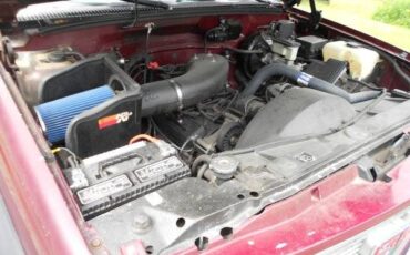 Gmc-Sierra-34-ton-nominal-1995-red-20