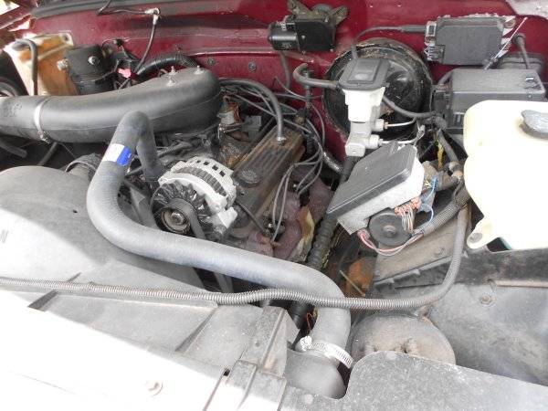 Gmc-Sierra-34-ton-nominal-1995-red-21