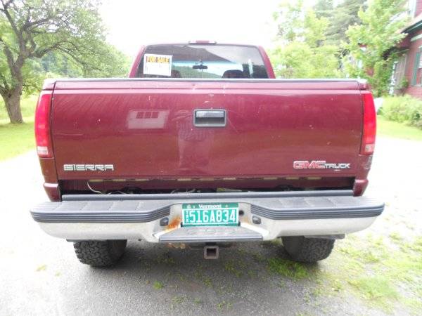 Gmc-Sierra-34-ton-nominal-1995-red-3