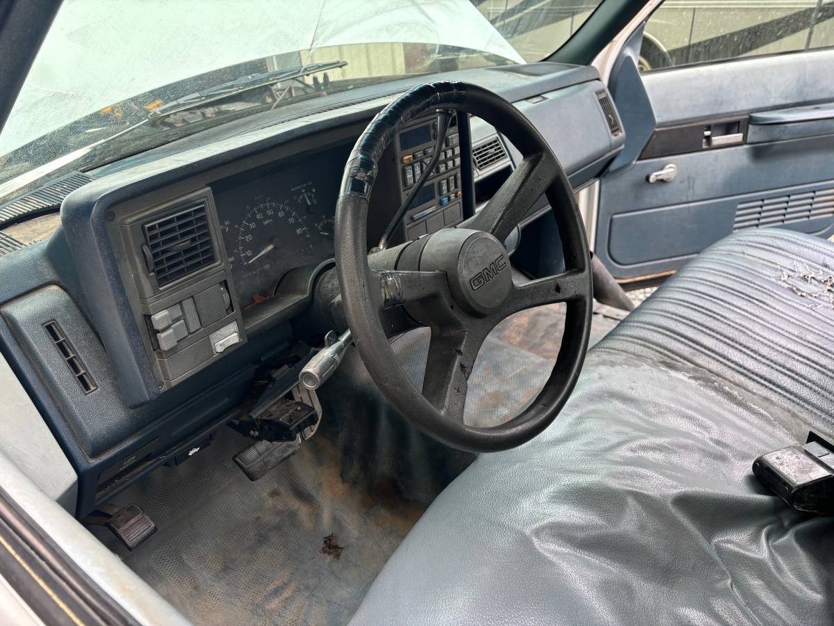 Gmc-Sierra-3500hd-1994-white-4