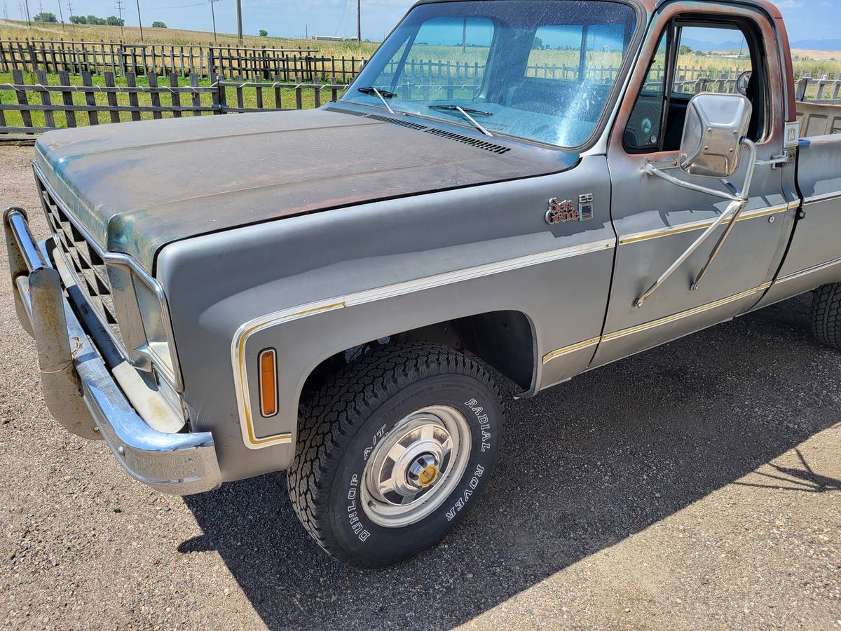 Gmc-Sierra-grande-diesel-1977-silver-6