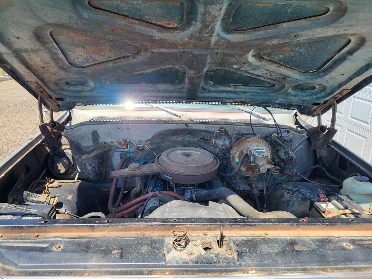 Gmc-Sierra-grande-diesel-1977-silver-9