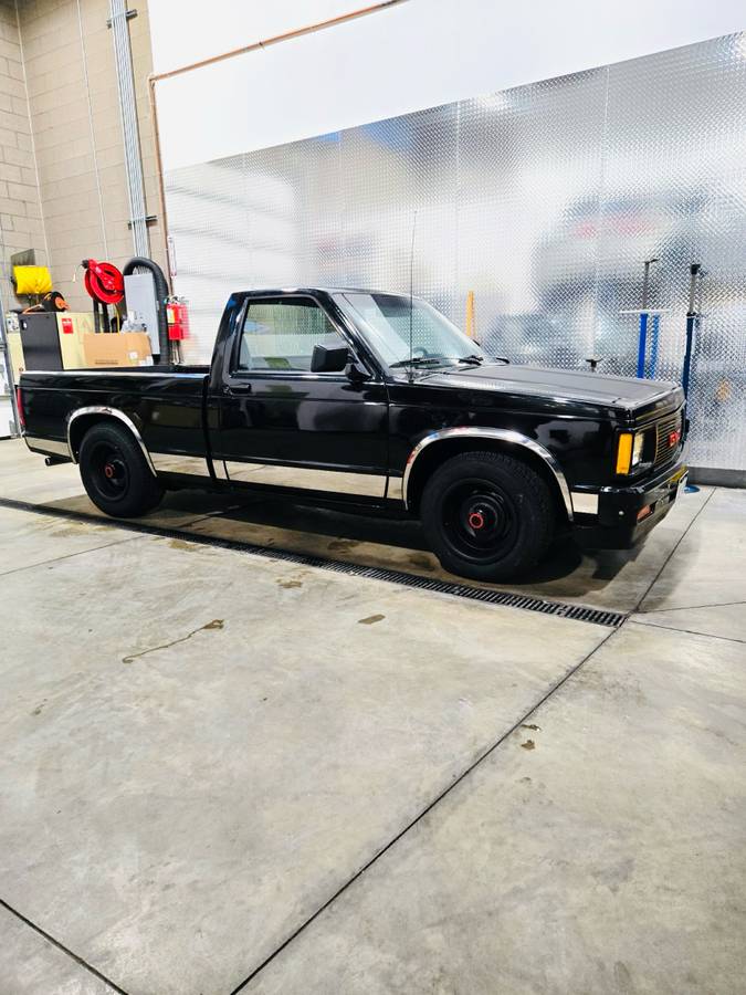Gmc-Sonoma-1991-black-4