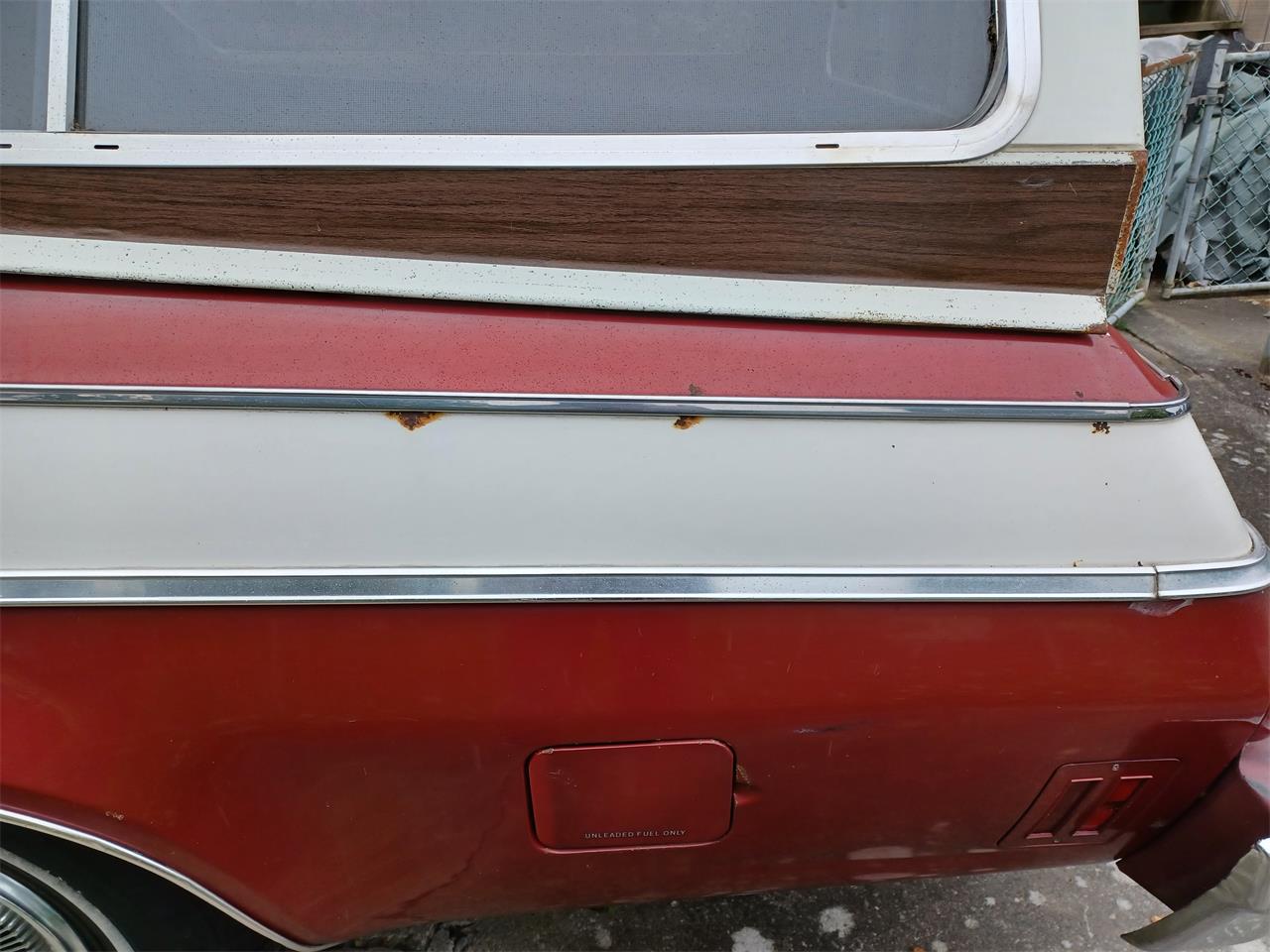 Gmc-Sprint-1975-WhiteampMaroon-Maroon-16
