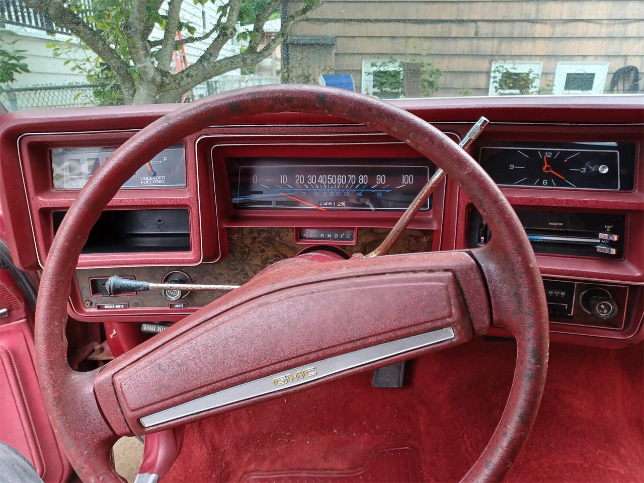Gmc-Sprint-1975-WhiteampMaroon-Maroon-2