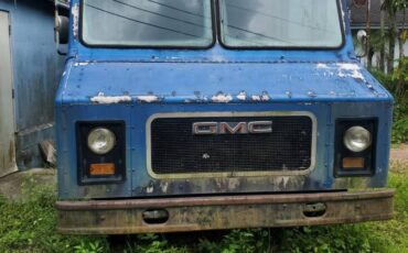 Gmc-Step-van-1984-2