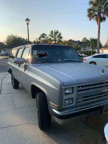 Gmc-Suburban-1986-Blue-1