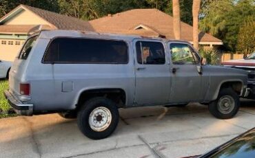 Gmc-Suburban-1986-Blue-6