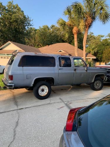 Gmc-Suburban-1986-Blue-6