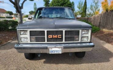 Gmc-Suburban-1987-Black